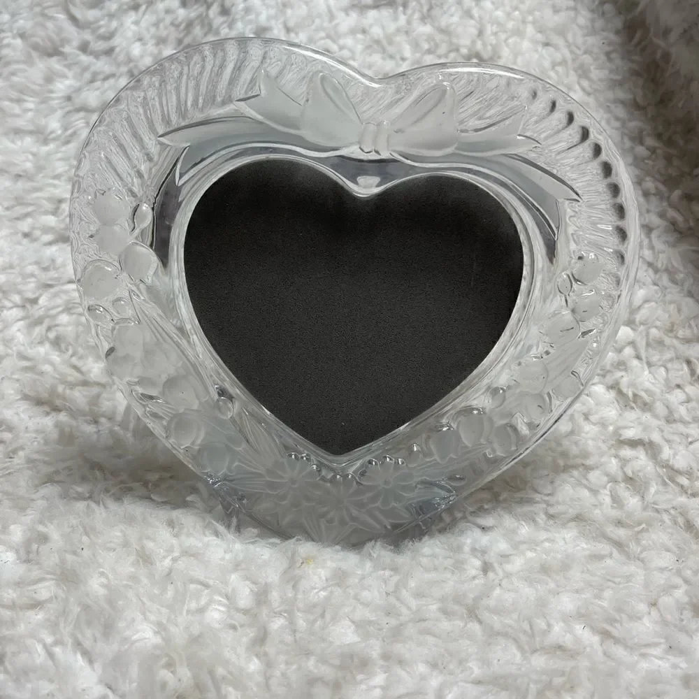 Home Beautiful heavy lead crystal Heart 7x7 Glass Picture Frame